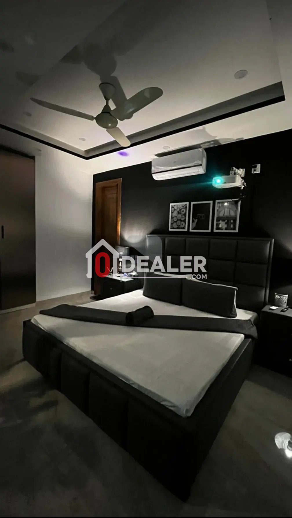 305 1bhk Home Cinema