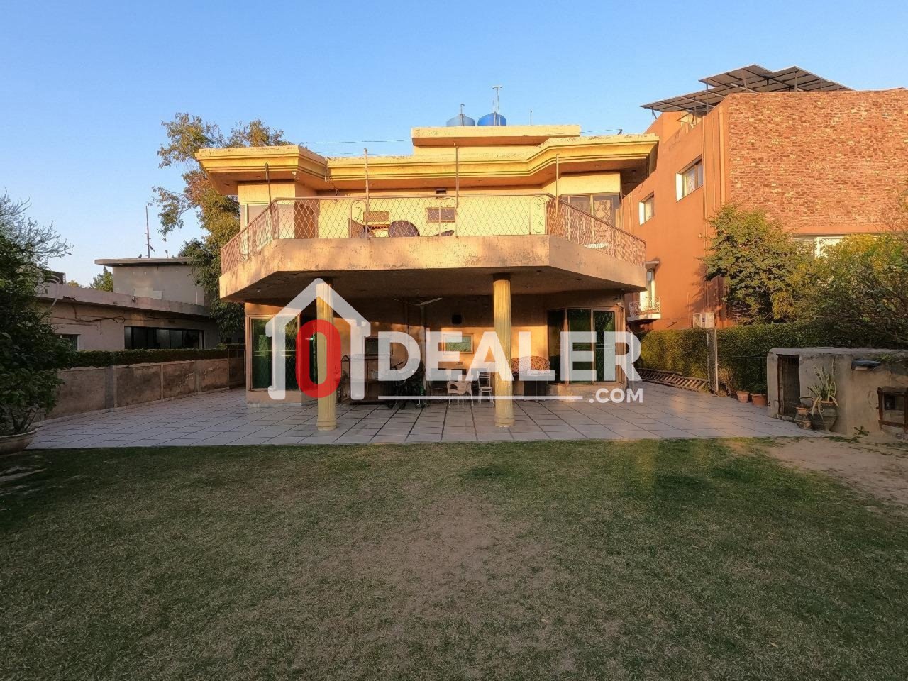 2.25 Kanal House for Rent in Lahore